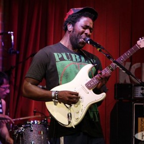 Bloc Party Do Intimate Return Show, Tease Almost Entire New LP Bloc Party Do Intimate Return Show, Tease Almost Entire New LP